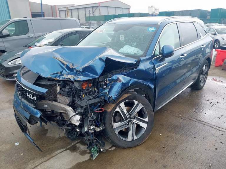 BREAKING KIA SORENTO 1.6 PETROL HYBRID 2023 STOCK NUMBER BB83