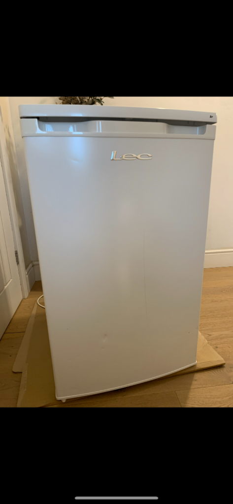 Lec Undercounter Fridge – White, Good Condition