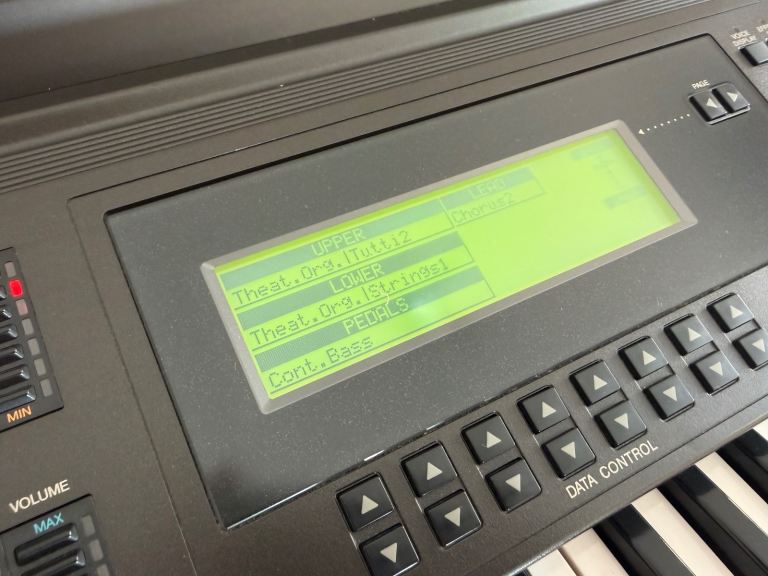 Yamaha Electone EL-70 Electric Organ