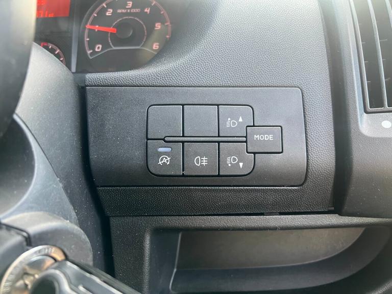 2022 Peugeot Boxer 2.2 BlueHDi 335 Professional Panel Van 5dr Diesel Manual L3 H2 Euro 6 (s/s) Pa...