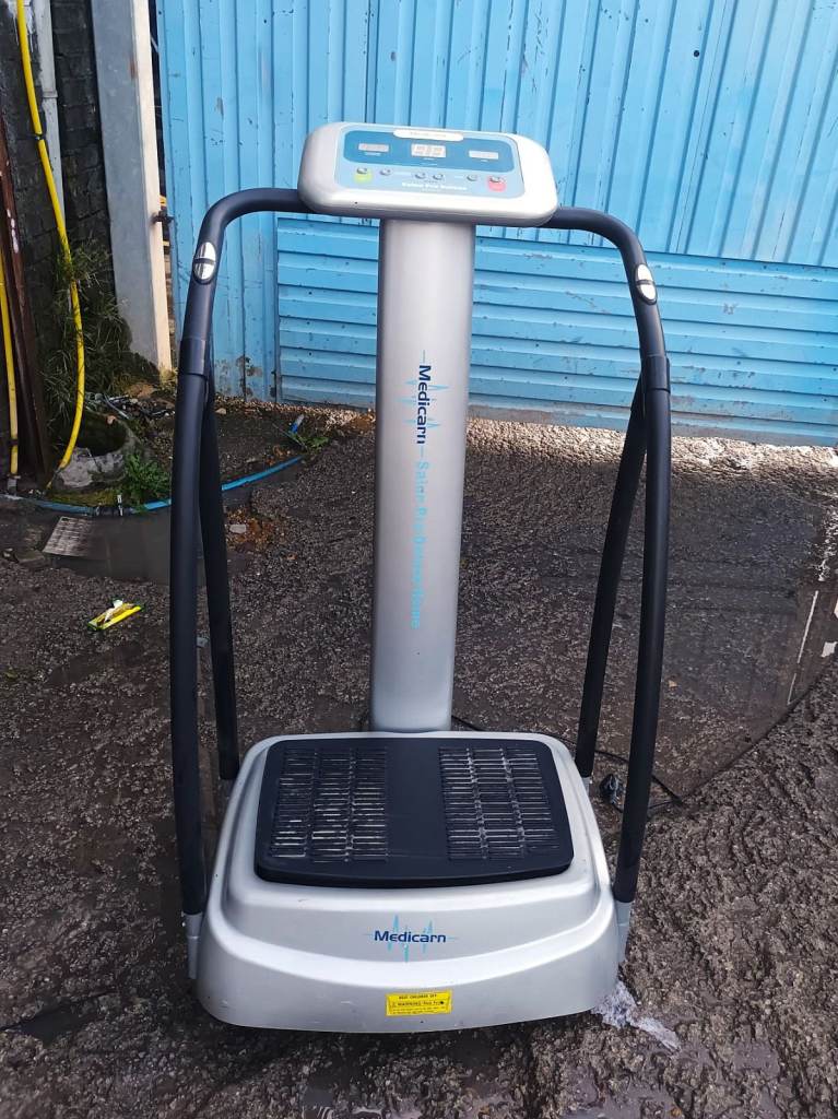 Medicarn Salon Pro Deluxe Home Unisex Adult Vibration Plate