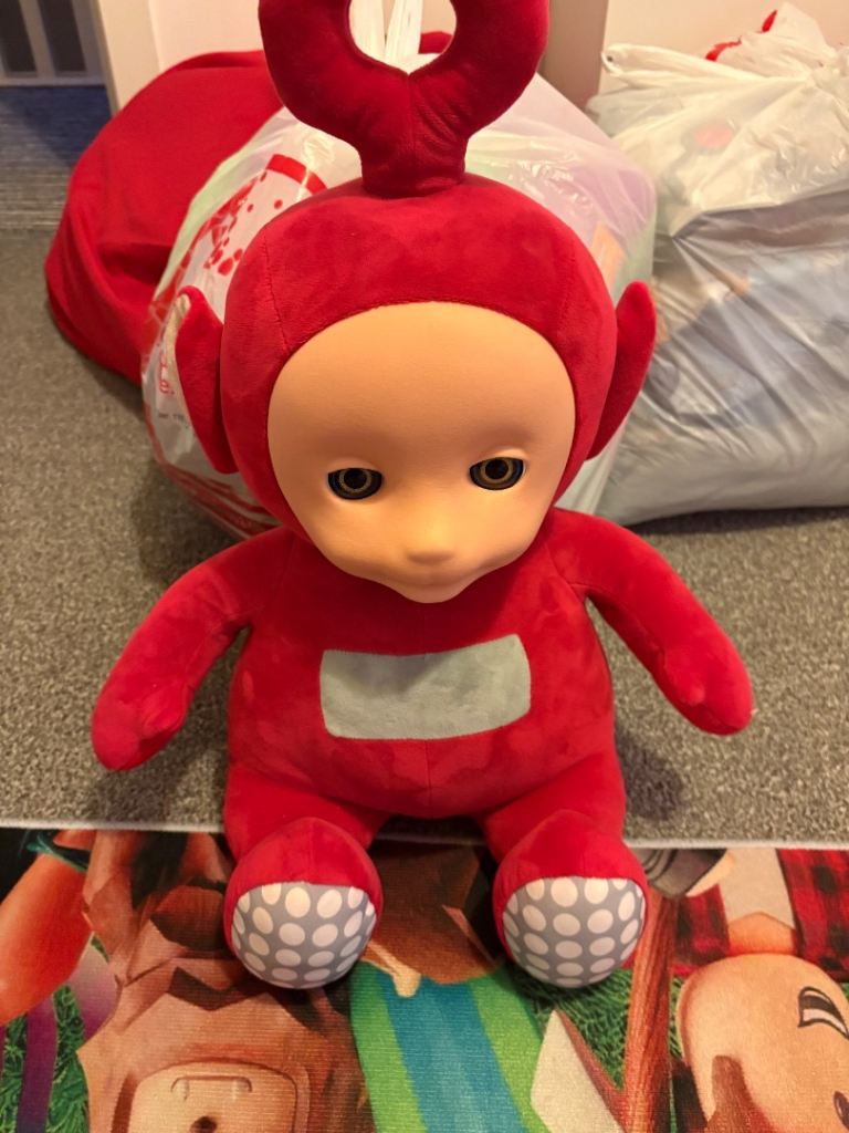 Large teletubby Po Free