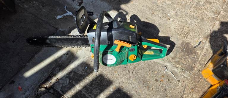 Chainsaw