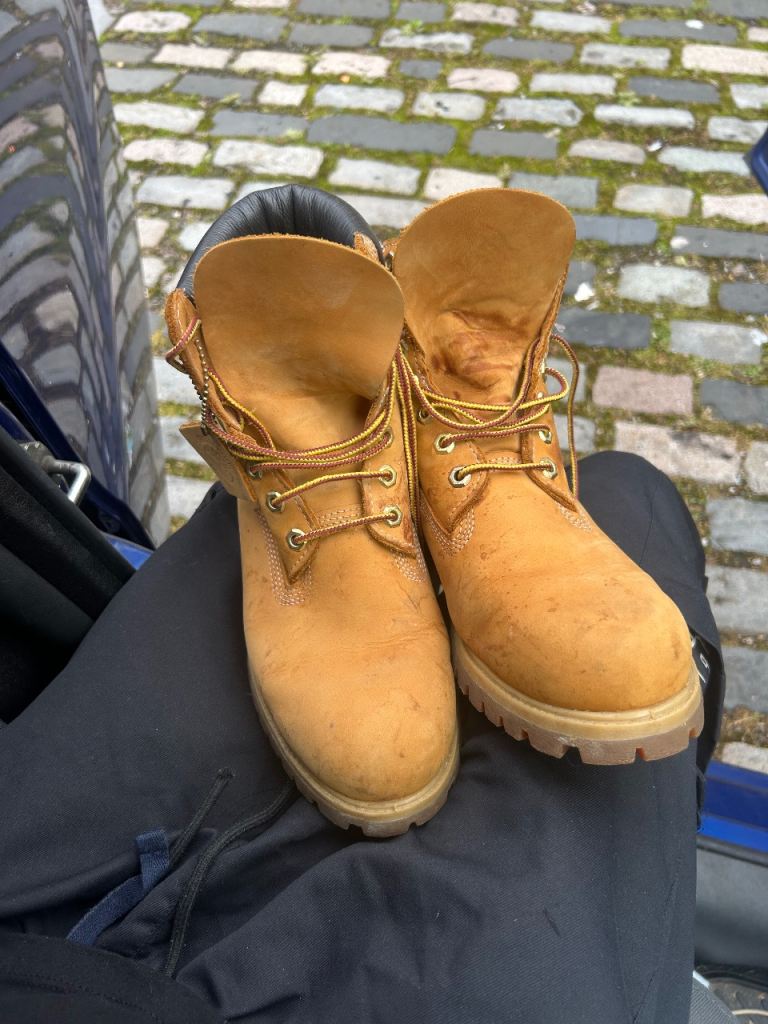 Timberland Yellow Boots – Classic Wheat, Men's Size 8.5W