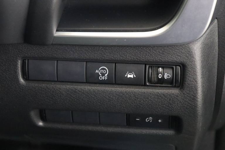 2022 Nissan Qashqai 1.3 DIG-T MHEV Acenta Premium 5dr (APPLE CAR PLAY, REV CAMERA) Manual