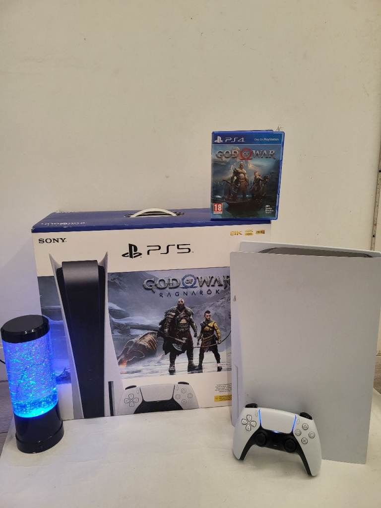 Ps5 disc with game and controller 