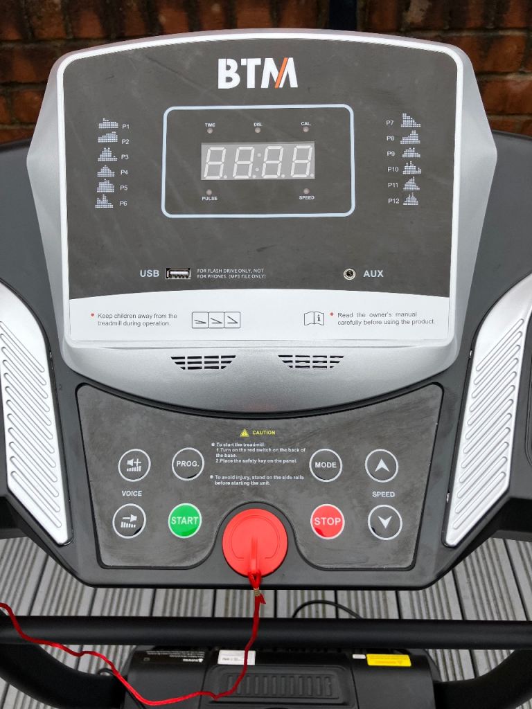 BTM W501 Electric Treadmill with USB & Speakers (Folding) 