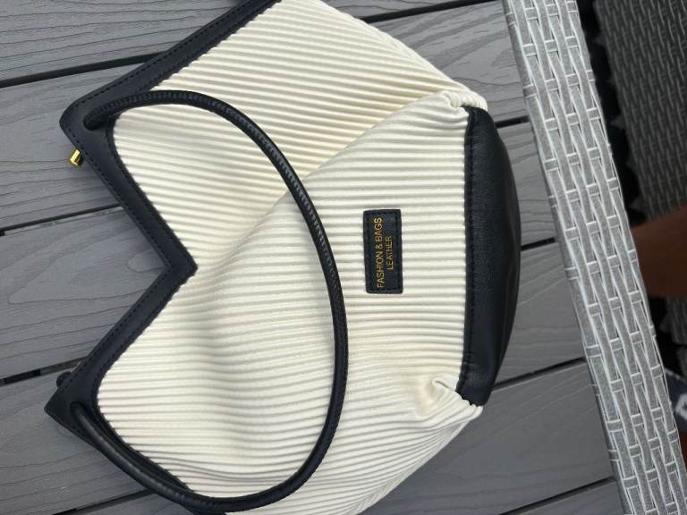 Stylish Black and Cream Pleated Handbag – As Good As New