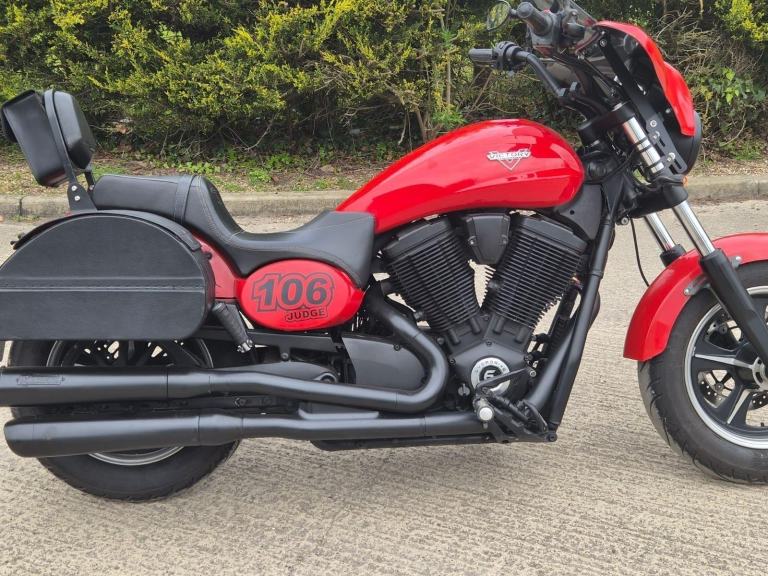 2015 VICTORY JUDGE 1731 Custom Cruiser Petrol Manual 18142 MILES