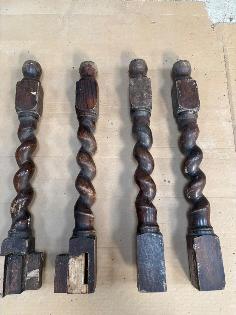 Spirally turned table leg