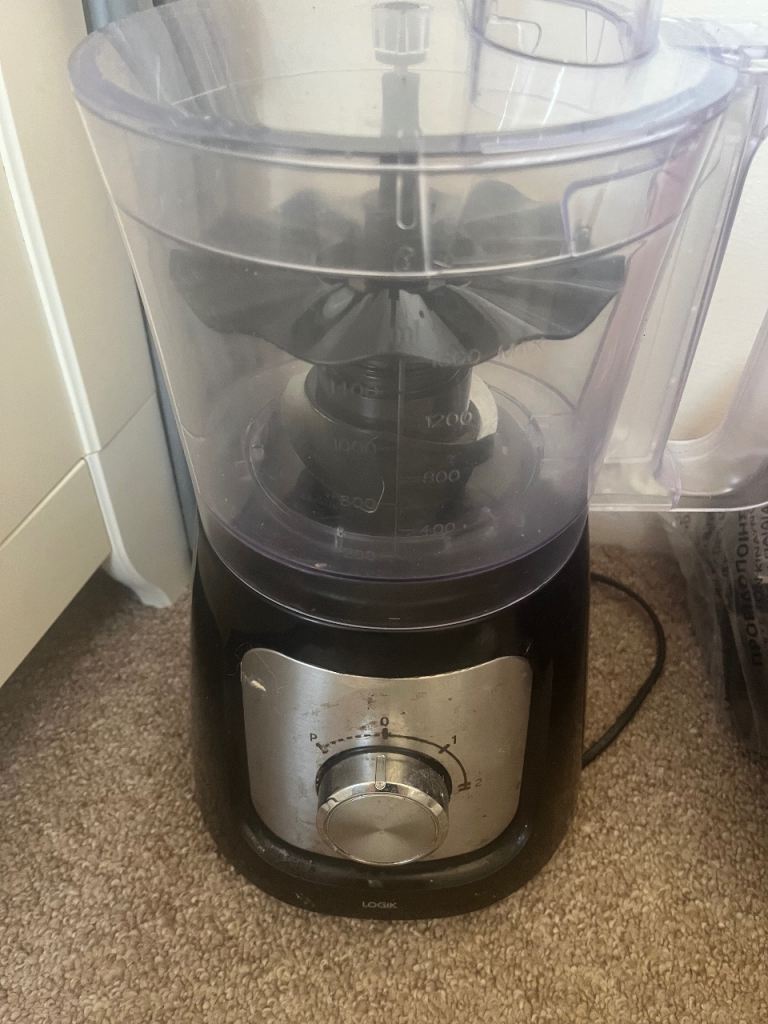***LOGIK L500FP21 FOOD PROCESSOR/STAND MIXER - FREE***