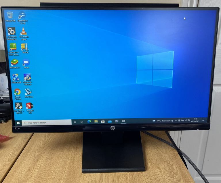 HP HD WLED Widescreen Monitor HDMI,DVI,VGA Ports excellent condition 