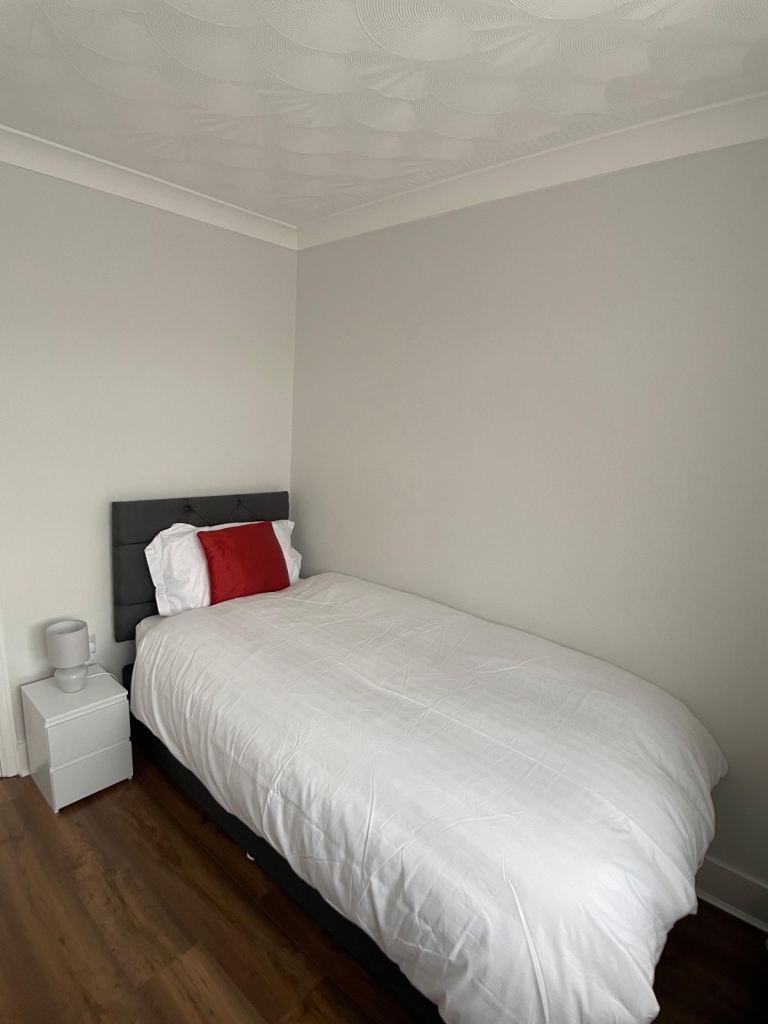 Single room to Let - SLOUGH