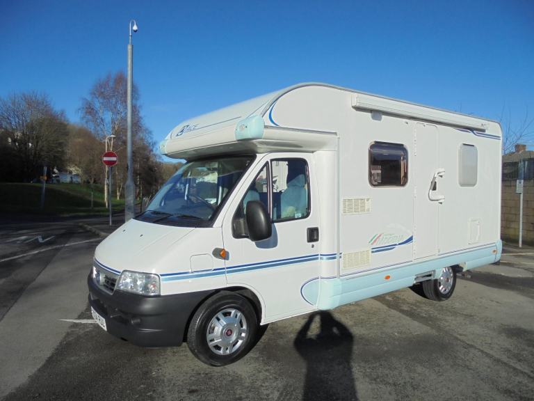 2004 04 ACE MODENA 2.3 2 BERTH IN WHITE # FRENCH BED WITH FRONT SIDE LOUNGE # 