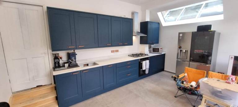 Builder,property renovation,kitchen fitter, bathroom fitter,extension,shop fitter