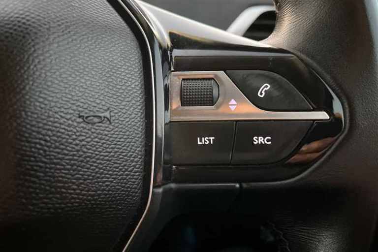 2018 Peugeot 3008 1.5 BlueHDi Allure SUV 5dr Diesel Manual Euro 6 (s/s) (130 ps) SUV Diesel Manual