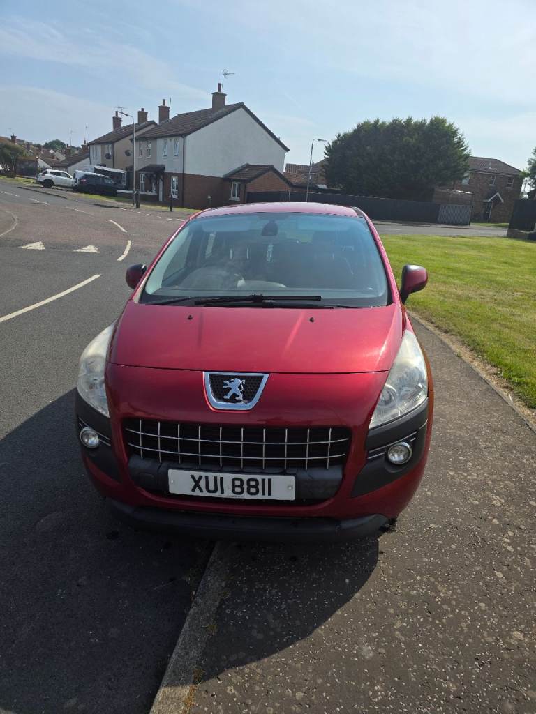 Peugeot, 3008, Hatchback, 2012, Manual, 1560 (cc), 5 doors