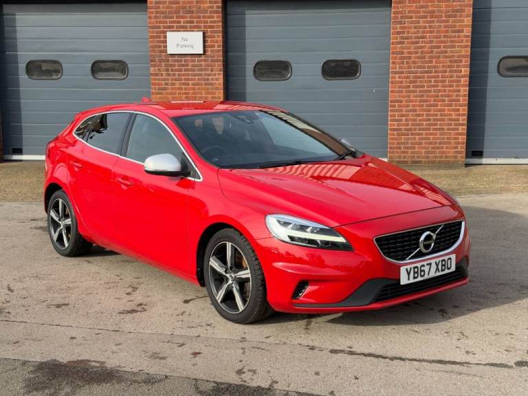  Volvo V40 T2 [122] R DESIGN Nav Plus 5dr Petrol