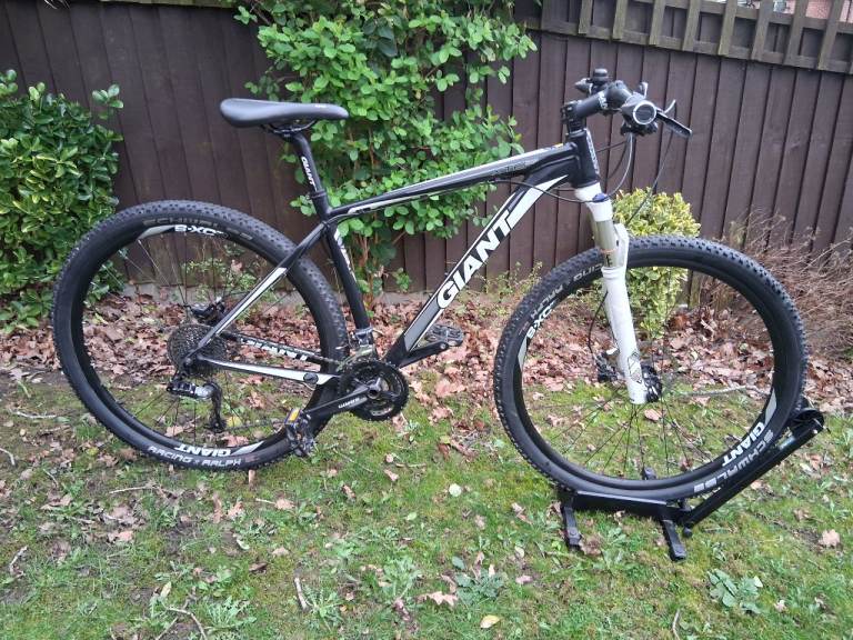 Giant xtc 29er mountain bike 