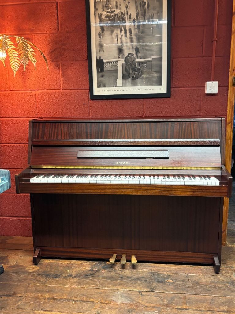 🎹 SALE! Astor , Gamlins 108 Piano with Silent Pedal & Stool 🎵 - CAN DELIVER 🎹