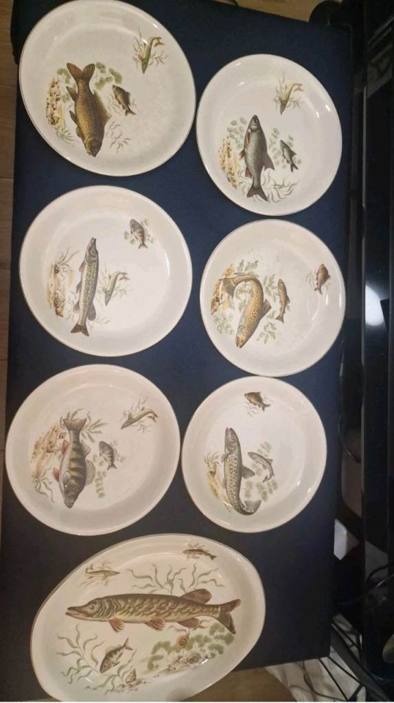 British Anchor Staffordshire Fish Plates - Set of 7