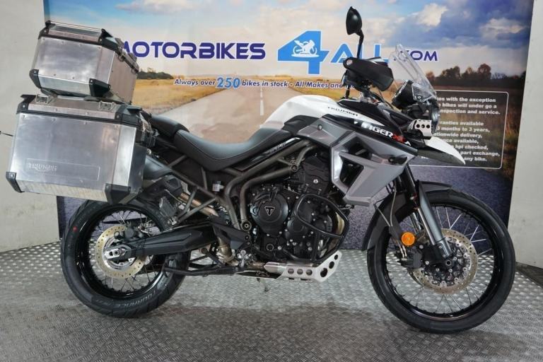 TRIUMPH TIGER 800 XCA 2017