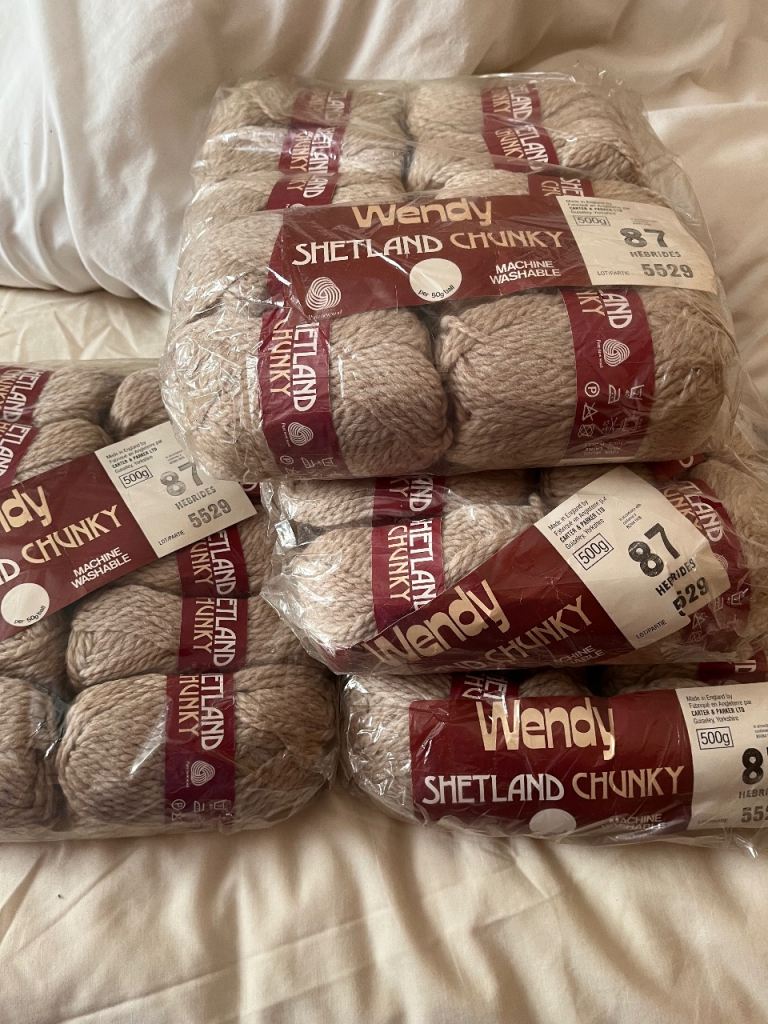 Job Lot Wendy Shetland Chunky Pure Wool  4 x 500gm bags