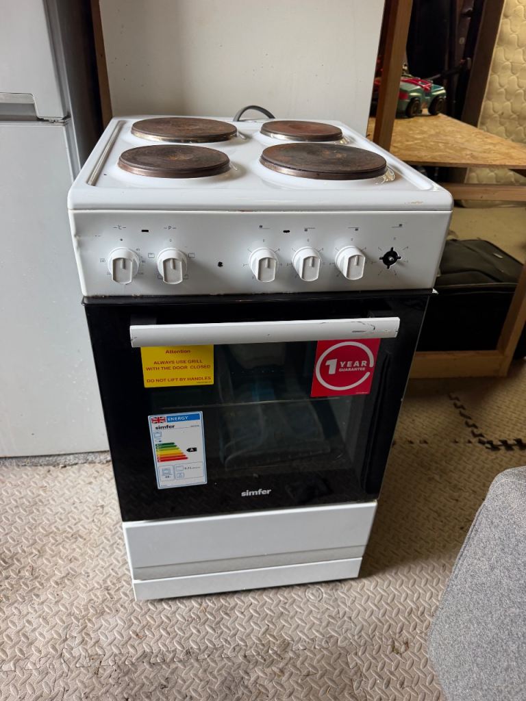 Simfer Freestanding Electric Cooker with 4 Hobs and Oven – White