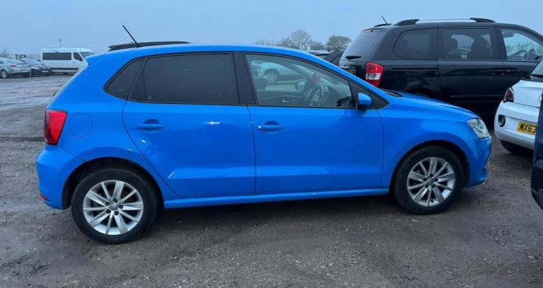 2015 (65) VOLKSWAGEN POLO 1.0 SE 7 SERVICES RUNS/DRIVES GREAT JUST SERVICED! WOW