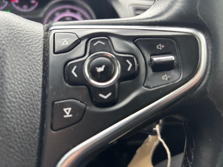 2015 Vauxhall Insignia 1.6 CDTi ecoFLEX Design Nav 5dr [Start Stop] HATCHBACK Diesel Manual