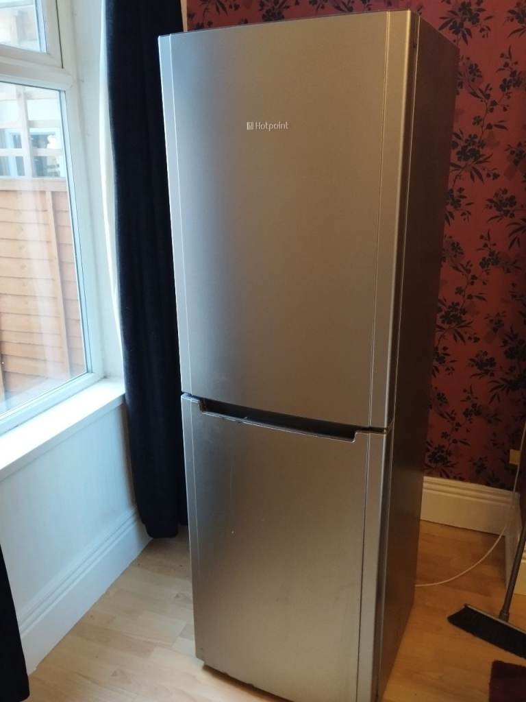 Fridge freezer 