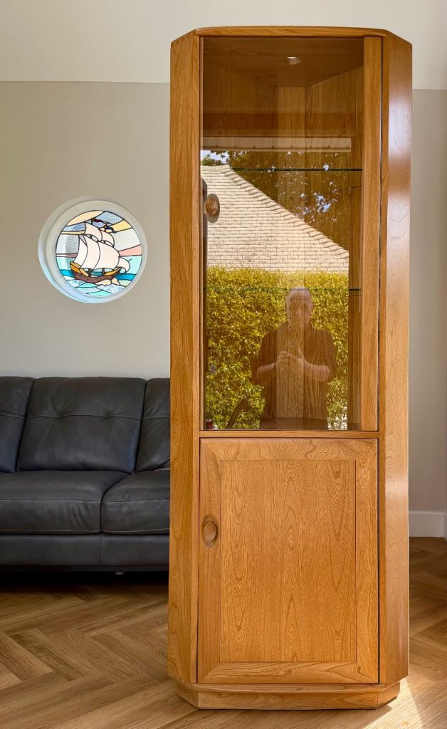 Ercol Windsor Corner Display Cabinet  (model number 2138)