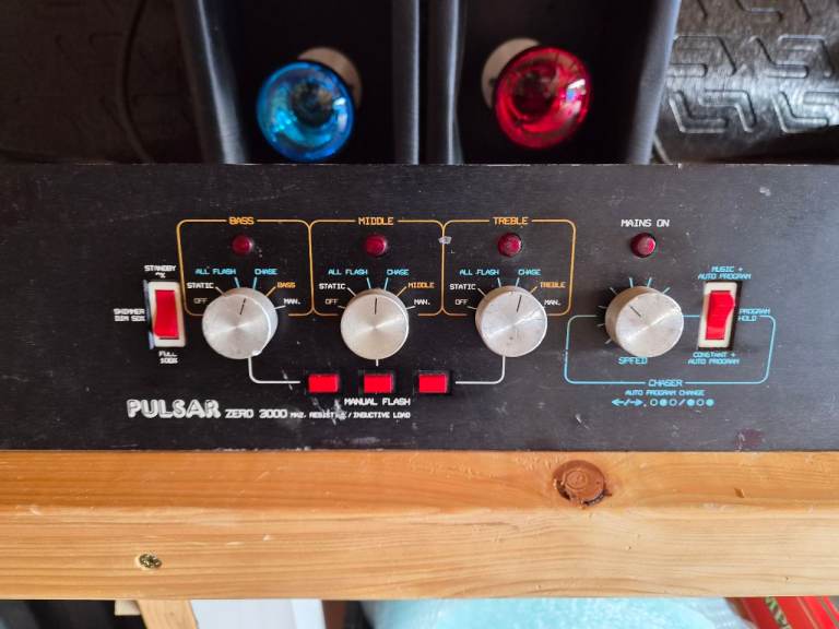 PULSAR ZERO 3000 Stage Lighting Effects Unit with Lamps
