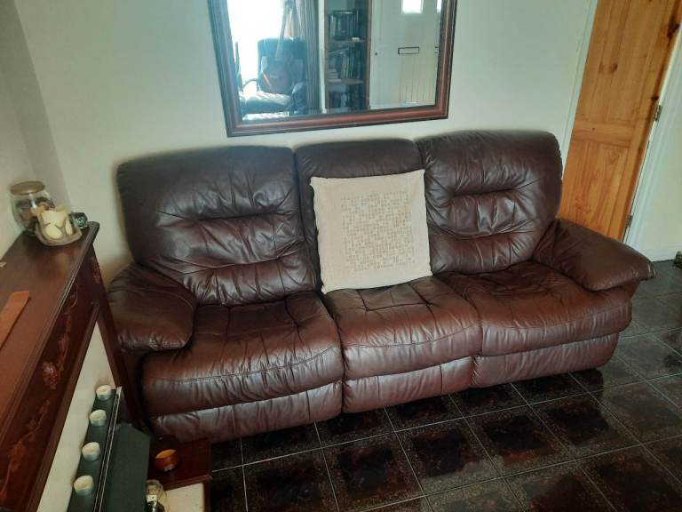 Leather Recliner Sofa