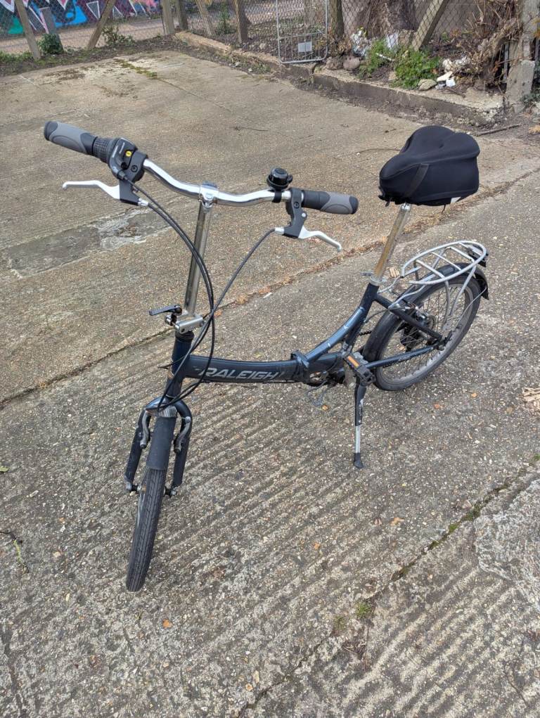🚲 Raleigh EVO 7SP Bike – Blue – 20" Wheels – 7 Speed