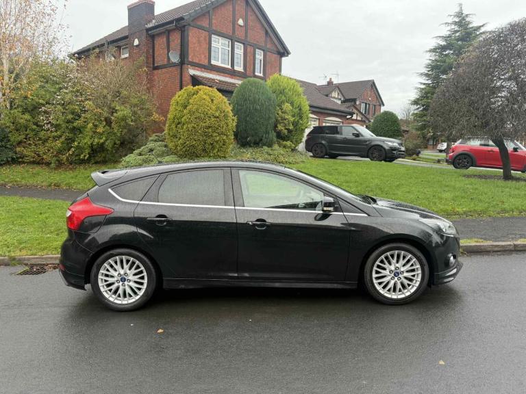 2014 Ford Focus 1.0 125 EcoBoost Zetec S 5dr HATCHBACK Petrol Manual