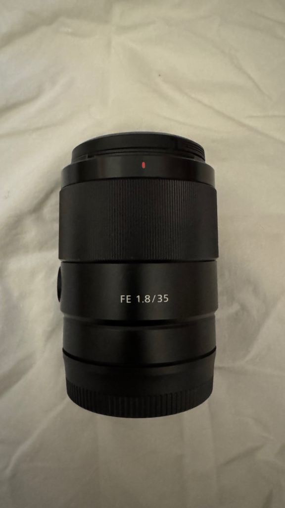 Sony 35mm f/1.8 Full-Frame E-Mount Prime Lens