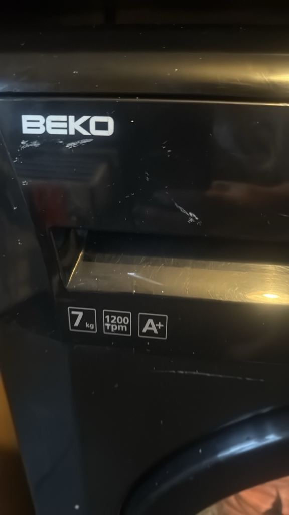 Beko 7kg Washing Machine - Black, Good Condition