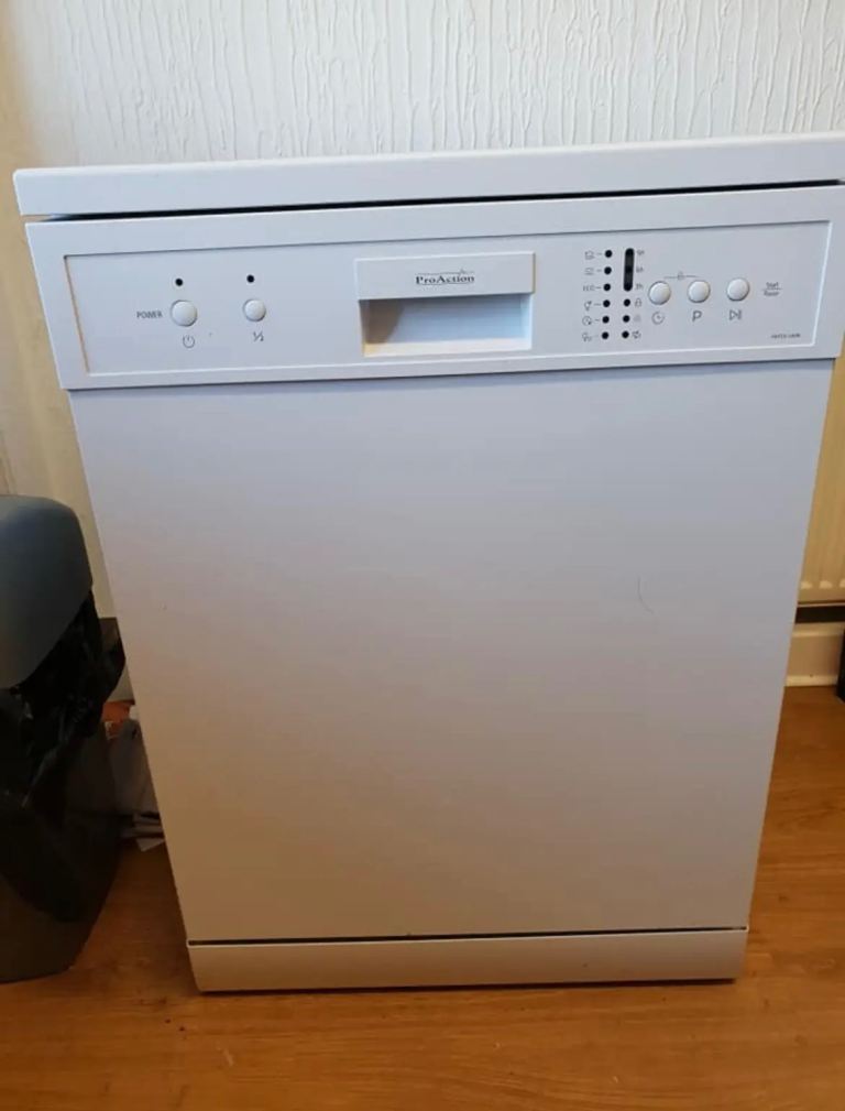 Dishwasher - Indesit 