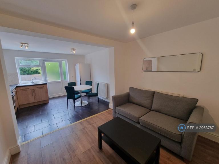 4 bedroom house in Mortimer Road, Filton, Bristol, BS34 (4 bed) (#2963767)