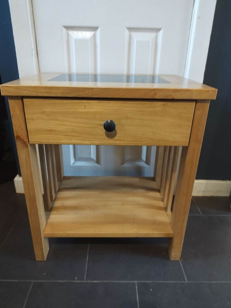 Oak side table 