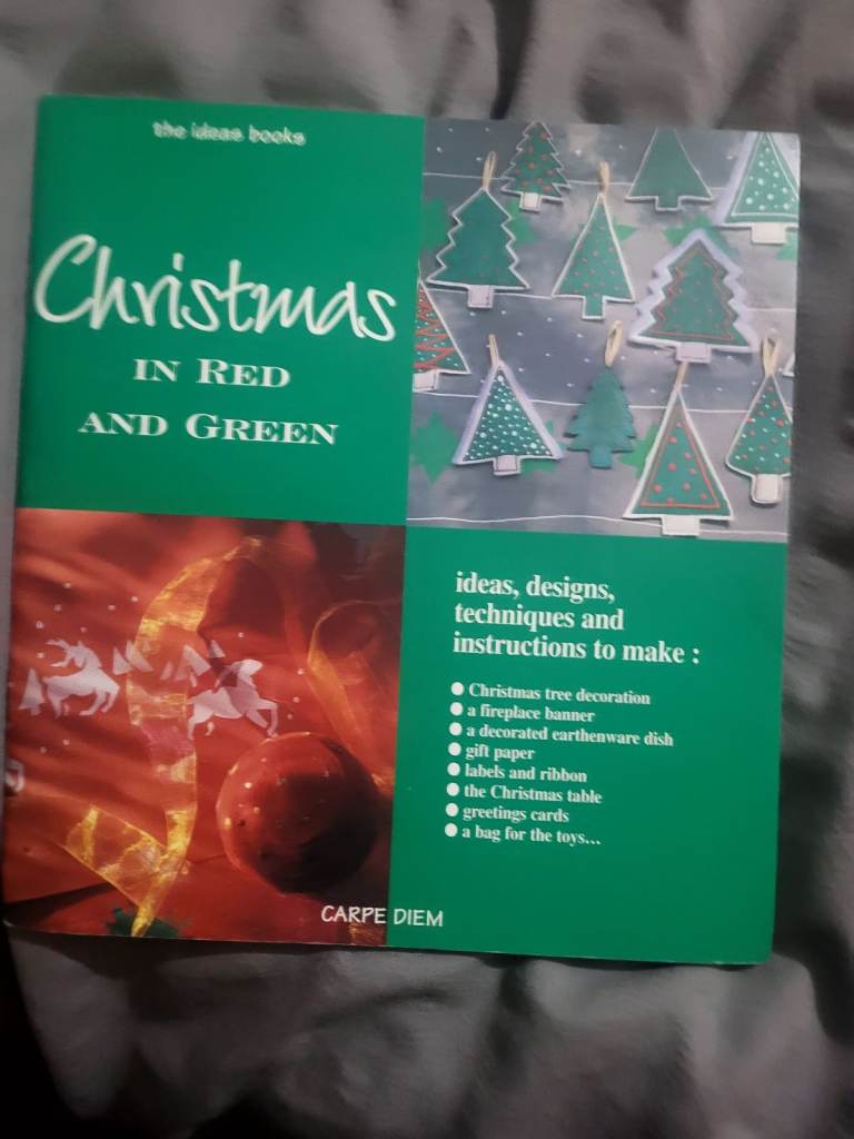 Carpe Diem Christmas in Red and Green DIY Craft Book