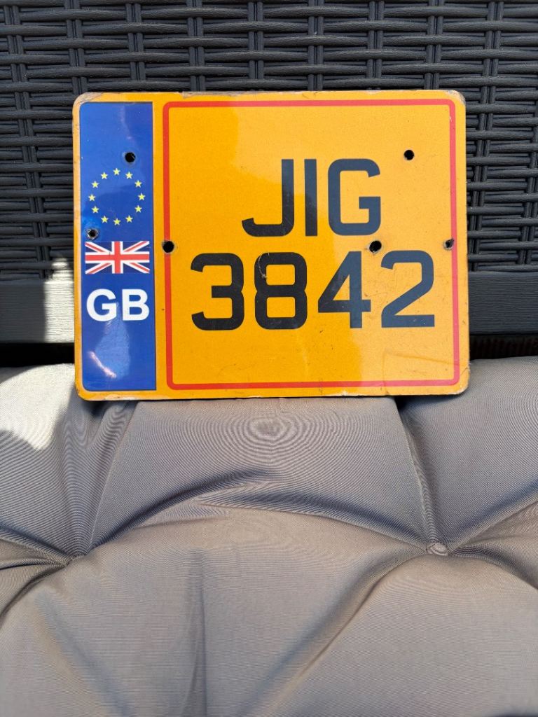 Private registration number 