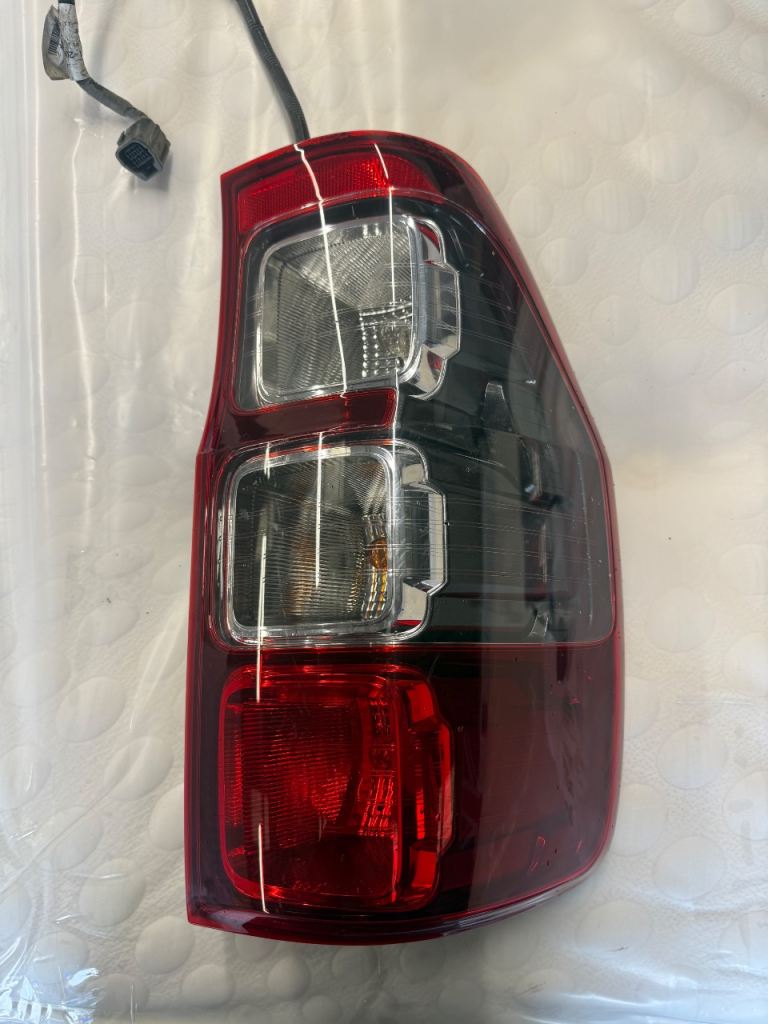 Ford ranger passenger light 2022