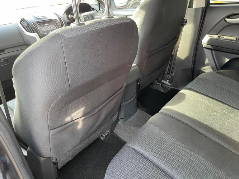 ISUZU D-MAX 2.5 TD Yukon 4x4 4dr 2015