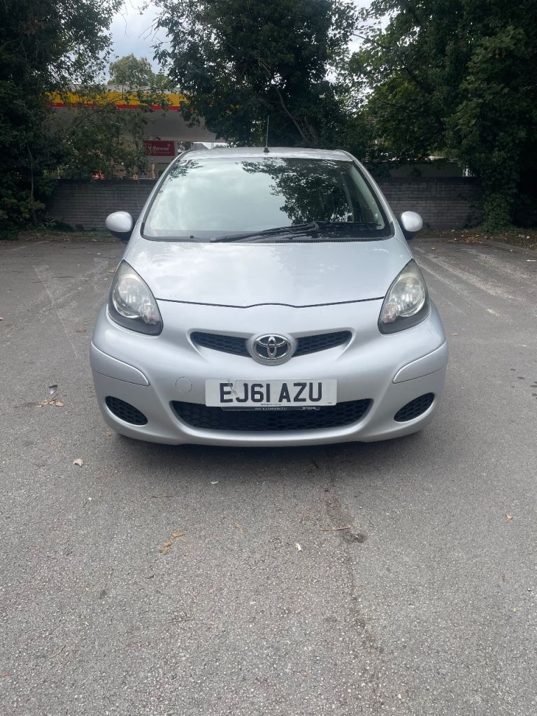 Toyota, AYGO, Hatchback, 2011, Manual, 998 (cc), 5 doors