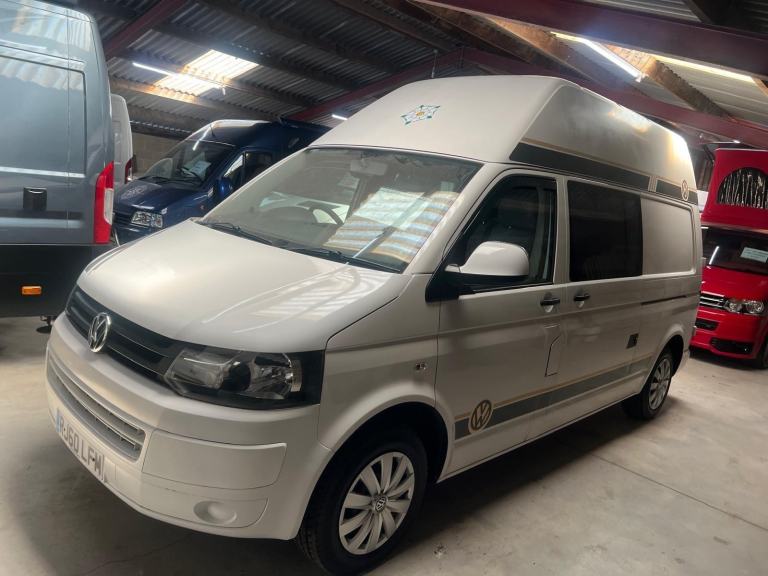 2011 - Volkswagen Transporter Camper - LWB - 130,000 miles - 2 Berth / 4 Belts 