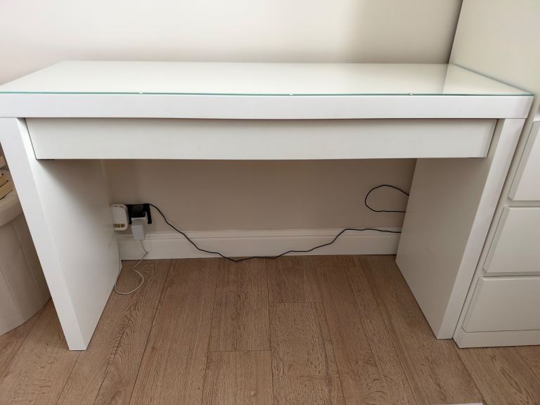 IKEA malm dressing table