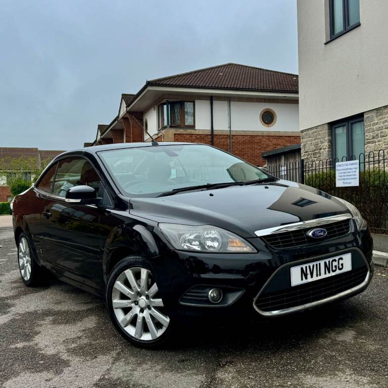 FORD FOCUS CONVERTIBLE 2.0 PETROL ULEZ FREE NEW MOT LOW MILES