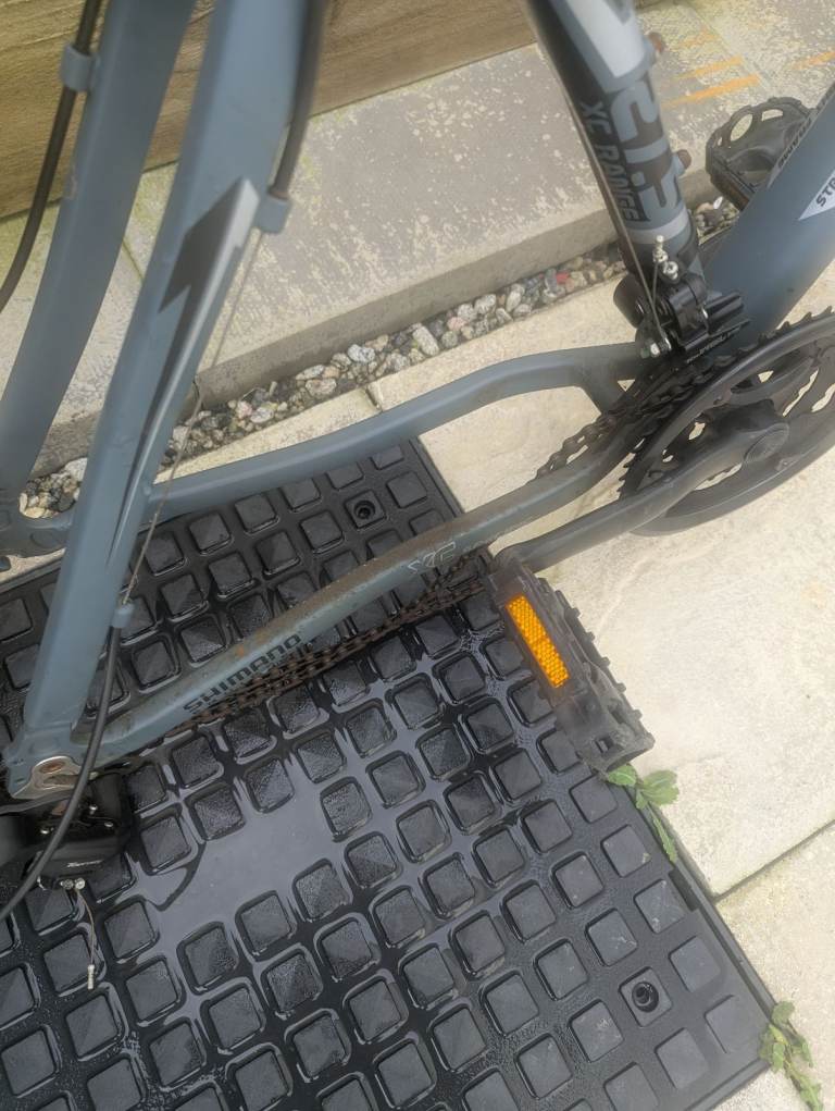 Mountain bike spares or repairs 